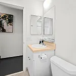 Apartment Furnished Loft Style In Southend Boston