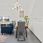 Furnished Loft Style In Southend Apartment *