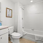 Apartment Furnished Loft Style In Southend *