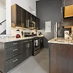 Furnished Loft Style In Southend * Boston
