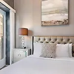 Premier Bay Village Aparthotel Boston