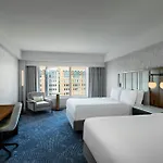 Hotel Renaissance Seaport District 4*