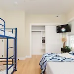 60-2 3Br Boston - Modern Apt Near Franklin Park