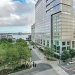 Hotel Renaissance Seaport District