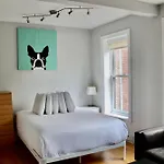 Stylish Downtown Studio In The Southend, C.Ave# 2