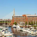 Residence Inn By Marriott Boston Harbor On Tudor Wharf