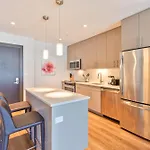 Private Apt In Downtown Seaport