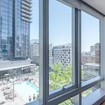 Private Apt In Downtown Seaport