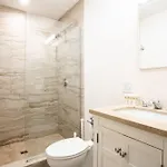 Apartment Prime Fidi L Shaped