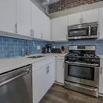 Pet Friendly 3 Bed 2 Bath Steps To Beacon Hill
