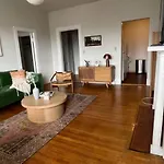 Cozy And Modern 1 Bedroom In Kenmore Sq