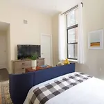 Pet Friendly Studio Walk To Mgh