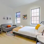 Quaint Studio Apartment Back Bay Area