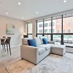 Luxury 2br North End Retreat *