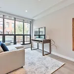 Luxury 2br North End Retreat Apartment