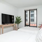 Back-Bay Upscale Central Condo Rooftop & Parking