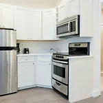 Simple Studio Walk To Mgh Beacon Hill And North End