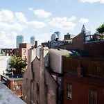 Delightful North End Apt 2Br 2Ba Laundry