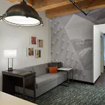 Hotel By Marriott Downtown Seaport