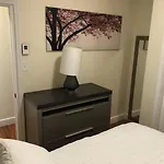 Modern Renovated 2-Bedroom In South Boston