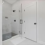 Modern 5b3b In Steps To Convention Center *