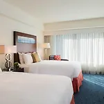 Renaissance Seaport District 4* Boston