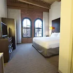 By Marriott Downtown Seaport Hotel Boston