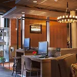Hotel By Marriott Downtown Seaport