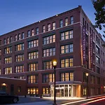 By Marriott Downtown Seaport Hotel 3*