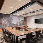 Hotel By Marriott Downtown Seaport