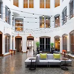 By Marriott Downtown Seaport 3* Boston