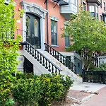 Cozy S End Studio Nr T Shops Dining Bos-440