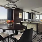 Four Seasons One Dalton Street, Hotel 5*