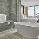 Four Seasons One Dalton Street,