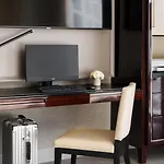 Four Seasons One Dalton Street, Hotel Boston