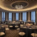 Four Seasons One Dalton Street, Boston