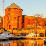 Blue Pearl Houseboat In Boston Harbor Wifi, A/C,