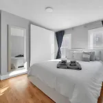 Location+comfort+convenience * Boston