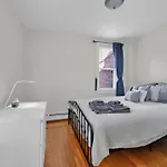 Apartment Location+comfort+convenience *