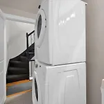 Location+comfort+convenience Boston