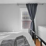 Location+comfort+convenience Apartment