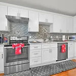 Location+comfort+convenience Boston