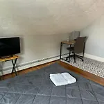 Bed & Breakfast In Harvest Street