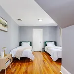 Cozy 3Bd, 1Ba In Boston - Franklin Park Zoo, Boston Common