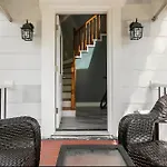 Large Studio Open Concept In Boston Zoo Franklin Park Near