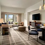 Mandarin Oriental, Hotel