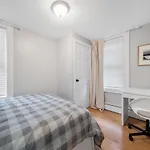 Chic Private Room Near Red Line & Old Harbor Beach