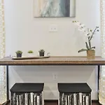Three-Bedroom On Washington Street Apt 4