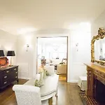 Marlborough Street Apartment
