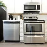 Studio On Arch Street Apt 3B